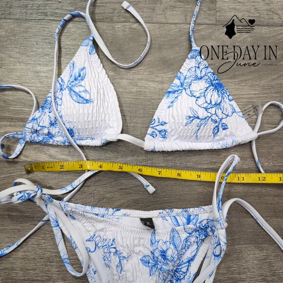 Volafa Smocked Triangle Tie Side Cheeky Bikini Swimsuit Size S - Picture 3 of 5